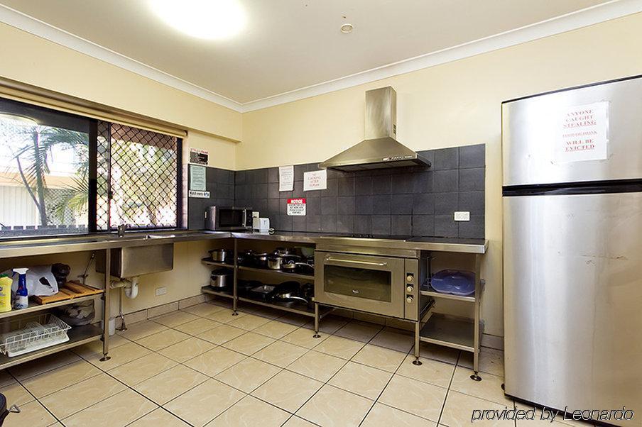Arrival Lodge Hostel Accommodation Gold Coast Eksteriør billede